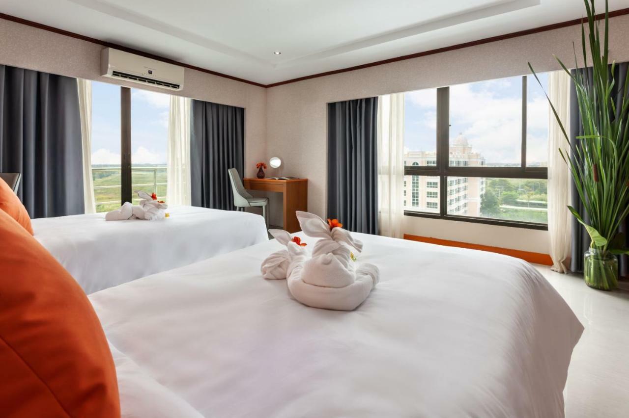 7 Days Premium Hotel Bangna - Suvarnabhumi Airport Ban Bang Phrao Exterior photo